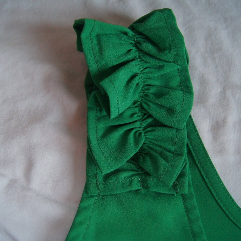 Doe & Rae Large Green Tank - Picture 5 of 7